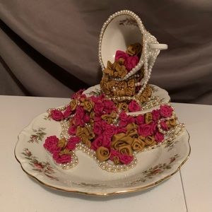 Floating teacup with pearls handmade gold & maroon flowers